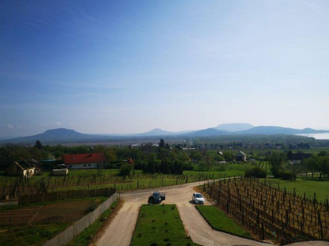 Eladó üzlethelyiség, Balatonedericsen 279.9 M Ft