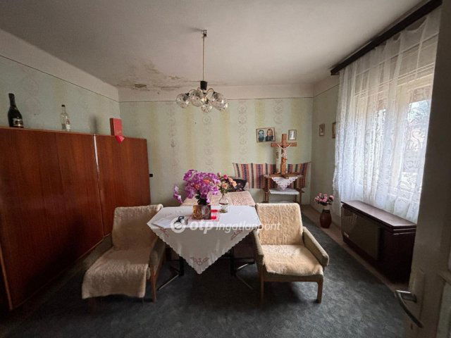Eladó családi ház, Kisvárdán 30 M Ft, 2 szobás