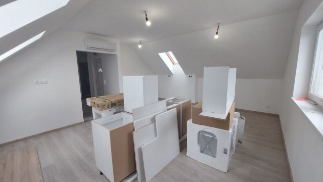 Eladó téglalakás, Besnyőn 39.9 M Ft, 2+1 szobás