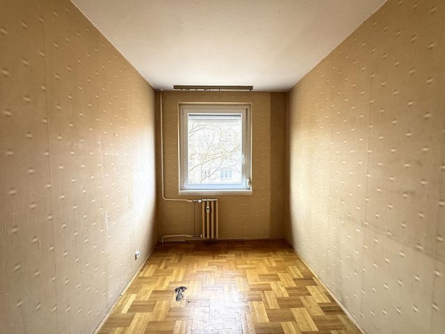 Eladó panellakás, Budapesten, III. kerületben 72.9 M Ft