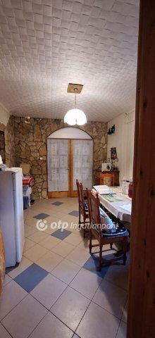 Eladó családi ház, Kecelen 29 M Ft, 2 szobás
