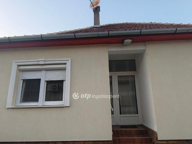 Eladó családi ház, Fábiánházán 31.2 M Ft, 4 szobás