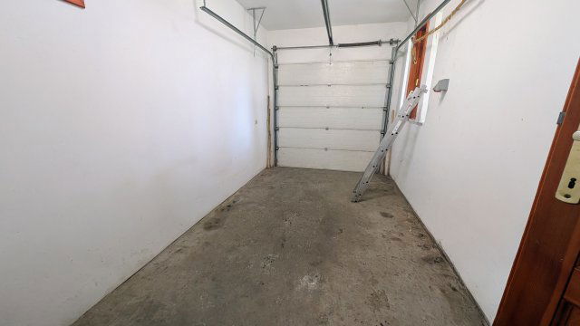 Eladó családi ház, Helvécián 90 M Ft, 3 szobás