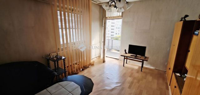 Eladó panellakás, Kecskeméten 42.5 M Ft, 2 szobás