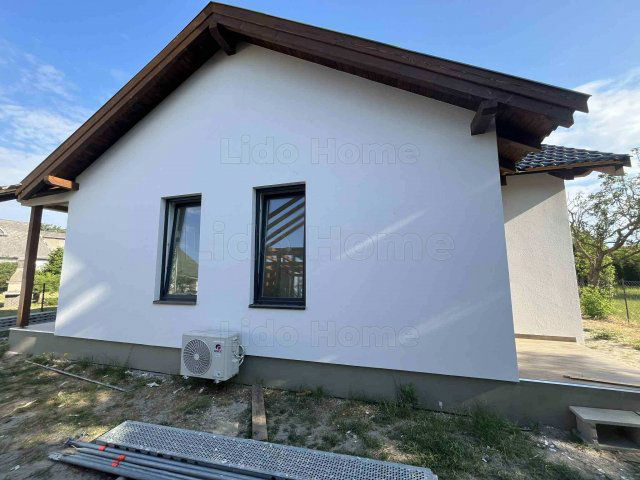 Eladó családi ház, Balatonmáriafürdőn 48.99 M Ft, 1+1 szobás