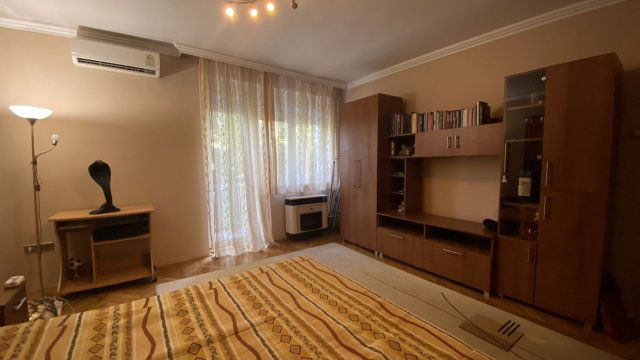 Kiadó téglalakás, albérlet, Debrecenben 220 E Ft / hó, 1 szobás