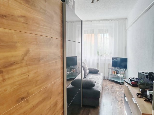 Eladó panellakás, Budapesten, XXI. kerületben 72.989 M Ft