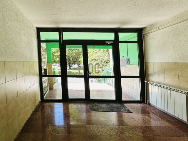 Eladó panellakás, Dunakeszin 54.9 M Ft, 2 szobás