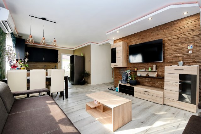 Eladó családi ház, Szigetmonostorban, Árvácska utcában