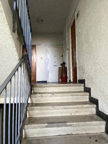 Eladó panellakás, Salgótarjánban 22 M Ft, 2 szobás