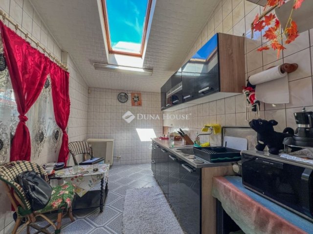 Eladó téglalakás, Budapesten, XX. kerületben 39.9 M Ft, 2 szobás