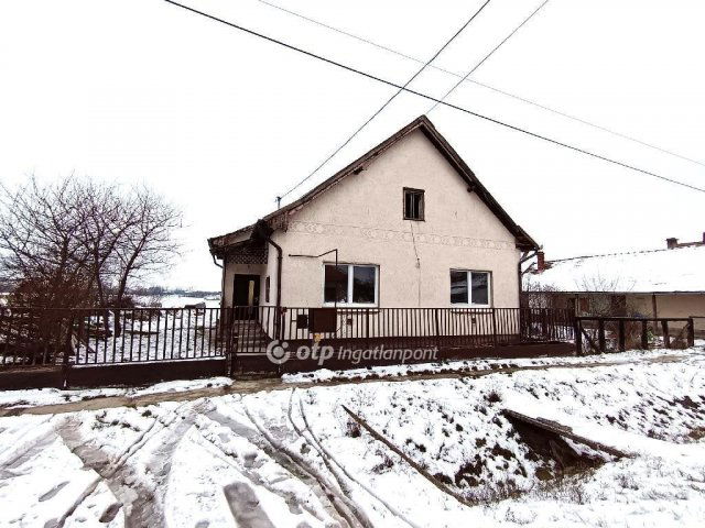 Eladó családi ház, Körösladányban 11 M Ft, 2+1 szobás