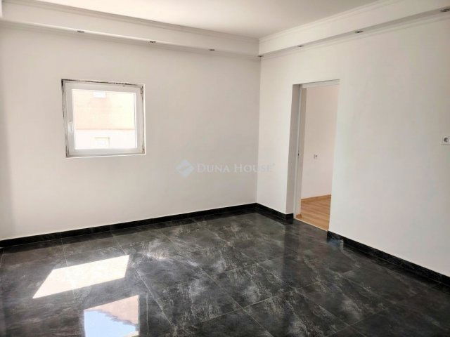 Eladó téglalakás, Tokodaltárón 25.5 M Ft, 2 szobás