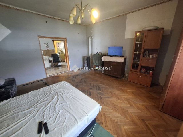 Eladó családi ház, Tiszaalpáron 16.5 M Ft, 3 szobás