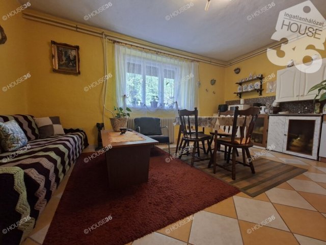 Eladó családi ház, Pálmonostorán 27.4 M Ft, 4 szobás