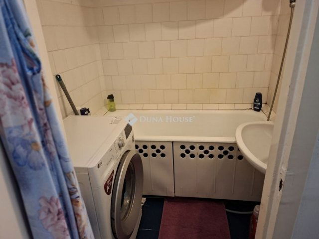 Eladó panellakás, Szegeden 50.5 M Ft, 2 szobás