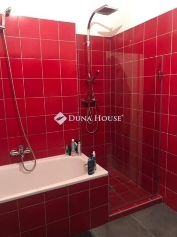 Eladó téglalakás, Budapesten, VII. kerületben 86 M Ft, 2 szobás