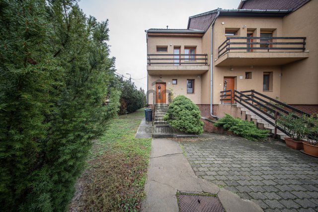 Eladó sorház, Budapesten, XXIII. kerületben 119.9 M Ft, 5 szobás