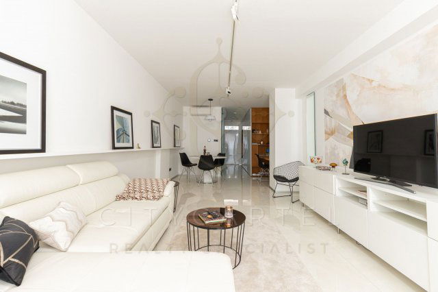 Eladó téglalakás, Budapesten, V. kerületben 89.9 M Ft, 1 szobás