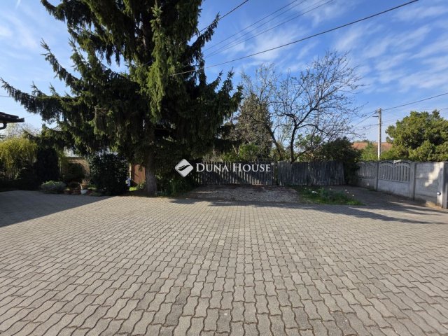 Eladó téglalakás, Gyömrőn 74 M Ft, 3 szobás