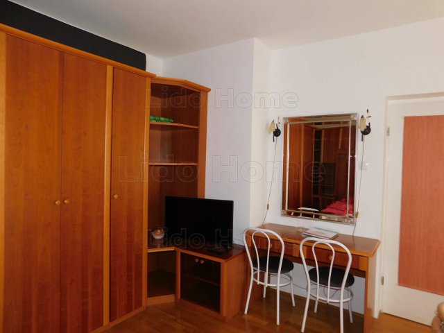 Eladó téglalakás, Hévízen 62 M Ft, 2 szobás