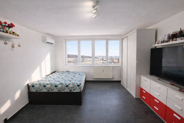 Eladó panellakás, Budapesten, XX. kerületben 67.9 M Ft, 2 szobás