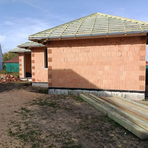 Eladó családi ház, Harkán 94.9 M Ft, 4 szobás