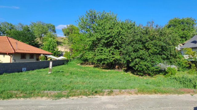 Eladó telek, Lábatlanon, Rozália utcában 14.5 M Ft