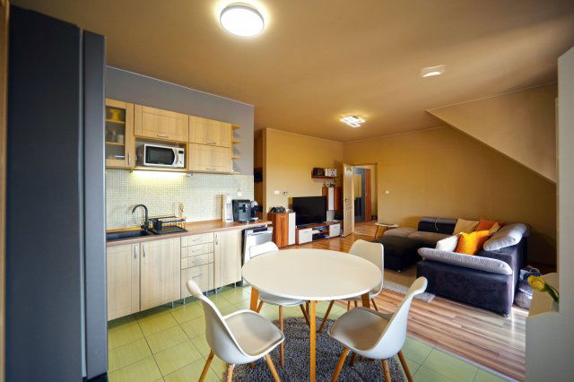 Eladó téglalakás, Budapesten, XXI. kerületben 108 M Ft, 4 szobás