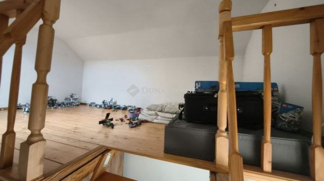 Eladó téglalakás, Kistarcsán 62 M Ft, 3 szobás