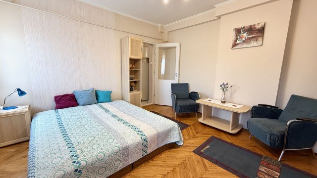 Kiadó téglalakás, albérlet, Debrecenben 200 E Ft / hó