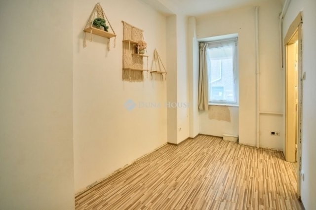 Eladó téglalakás, Budapesten, XIII. kerületben 82 M Ft, 2 szobás