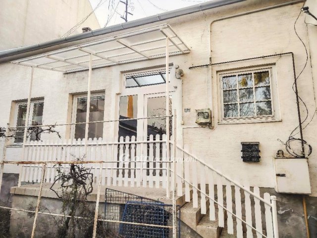 Eladó családi ház, Székesfehérvárott 135 M Ft, 4 szobás