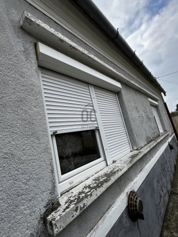 Eladó családi ház, Egyházaskeszőn 22 M Ft, 2 szobás