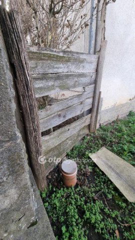 Eladó családi ház, Nyáregyházán 29.9 M Ft, 3 szobás