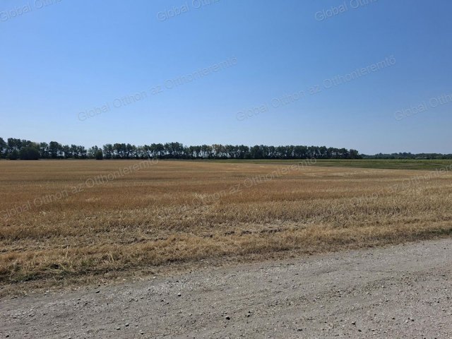 Eladó telek, Újrónafőn 27.5 M Ft / költözzbe.hu
