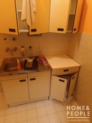 Kiadó téglalakás, albérlet, Szegeden 110 E Ft / hó, 1 szobás