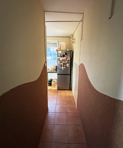 Kiadó panellakás, albérlet, Székesfehérvárott, Kígyó utcában