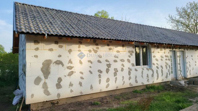 Eladó ikerház, Ercsiben 25 M Ft, 3 szobás / költözzbe.hu