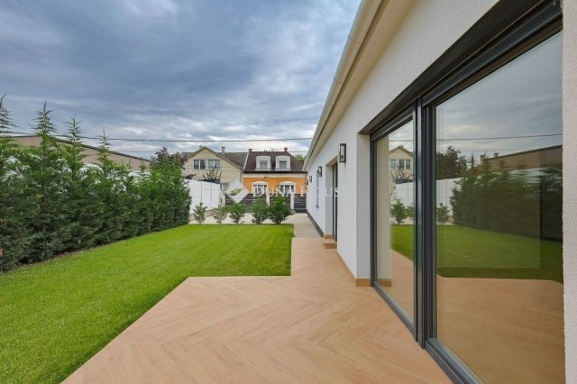 Eladó családi ház, Budapesten, XVIII. kerületben 229.99 M Ft