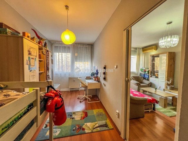 Eladó téglalakás, Budapesten, XX. kerületben 63.5 M Ft, 2 szobás