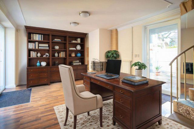 Kiadó iroda, Budapesten, II. kerületben, Vadaskerti utcában