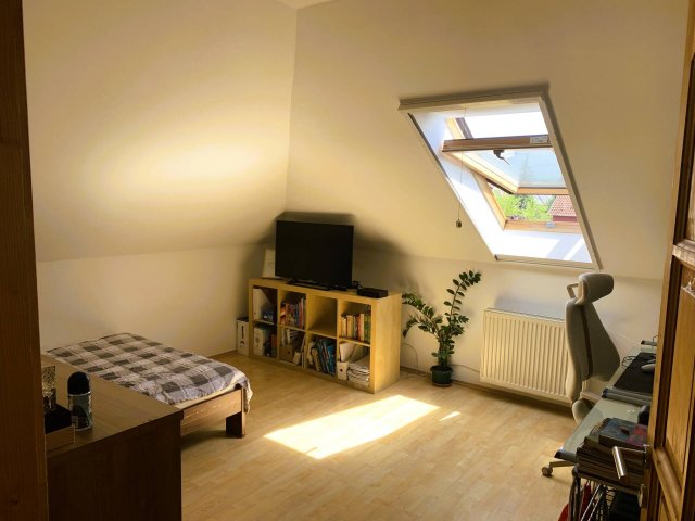 Eladó családi ház, Szigetszentmiklóson 177 M Ft, 5 szobás