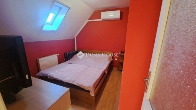 Eladó ikerház, Üllőn 125 M Ft, 5 szobás / költözzbe.hu