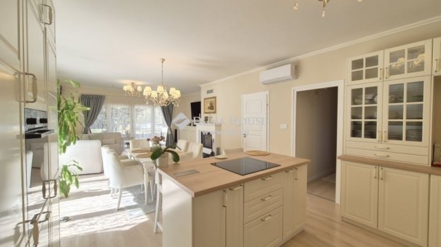 Eladó családi ház, Kecskeméten 95 M Ft, 4 szobás