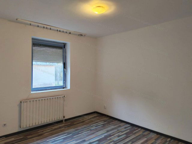 Eladó családi ház, Erdőkertesen 91.9 M Ft, 4 szobás