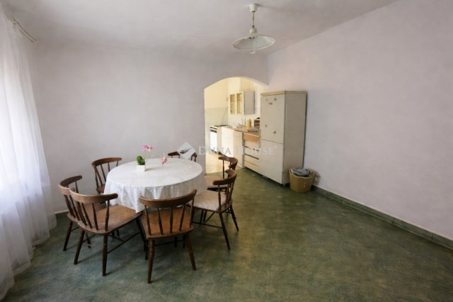 Eladó családi ház, Ócsán 61 M Ft, 2 szobás