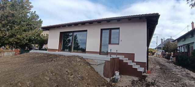 Eladó családi ház, Érden 235 M Ft, 5 szobás