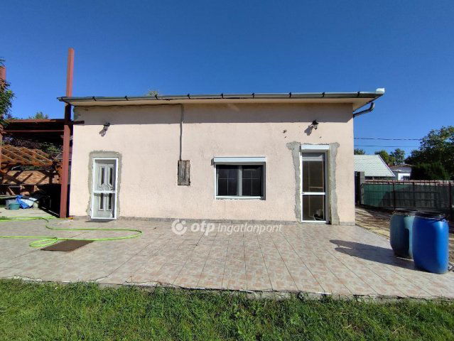 Eladó nyaraló, Kiskunlacházán 49 M Ft, 1 szobás