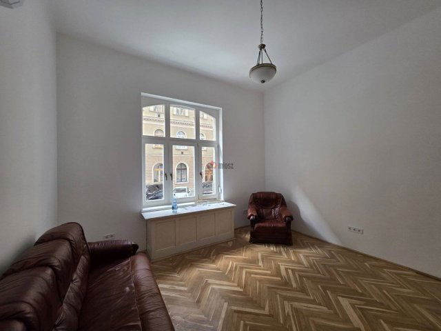 Kiadó téglalakás, albérlet, Budapesten, IX. kerületben